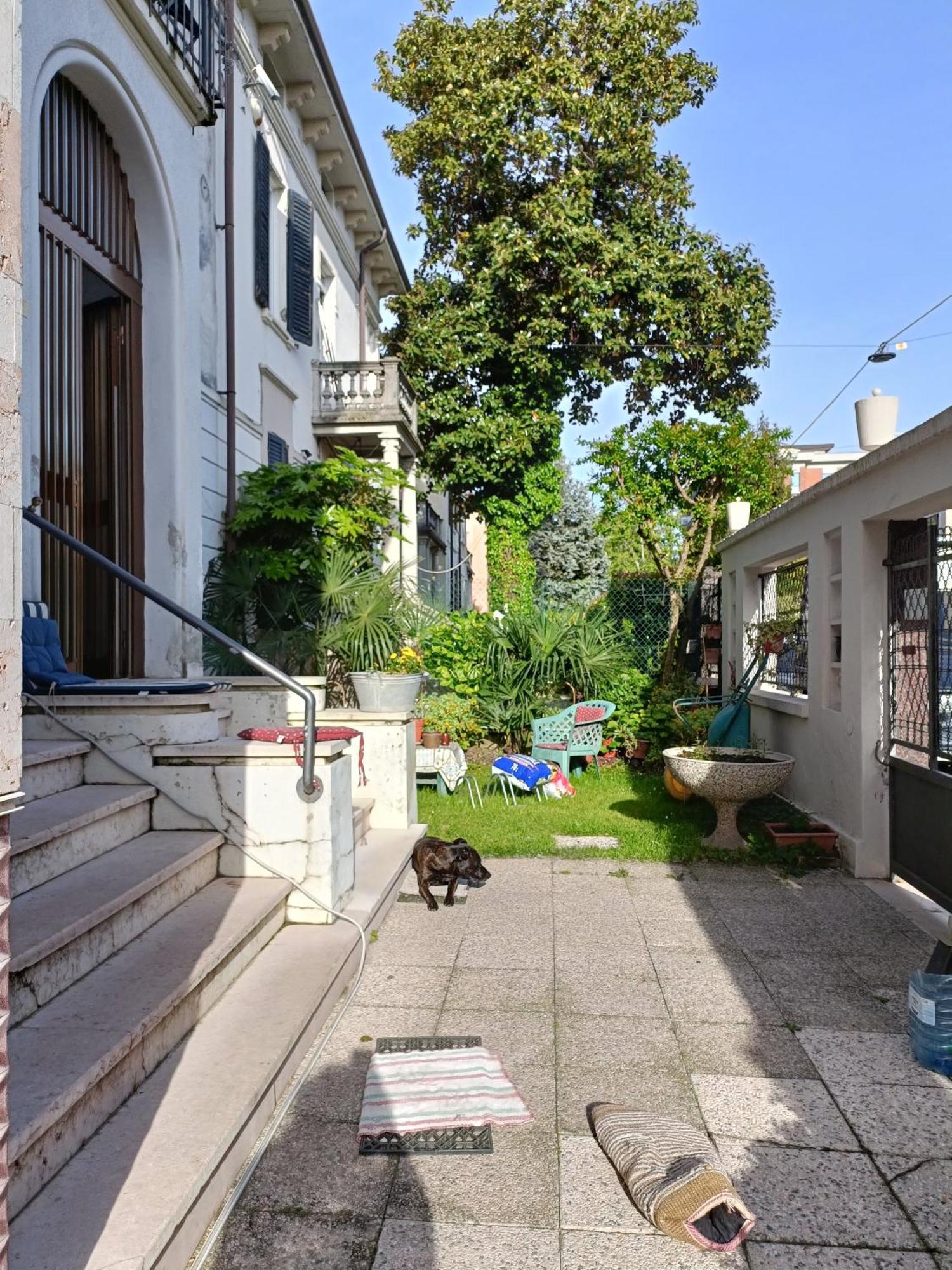 Chez Mavipagi B&B Verona Bagian luar foto